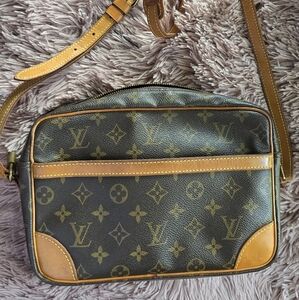 Lv Louis Vuitton trocadero 27